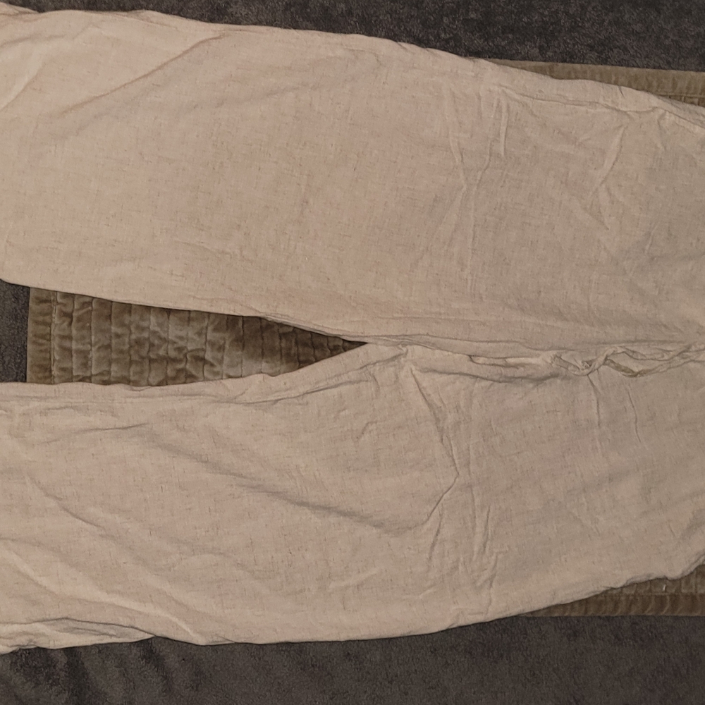 Stradivarius Women's Cream Chinos